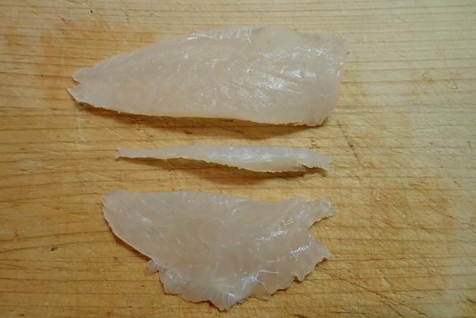 簡単なカワハギの捌き方と肝の外し方 刺身用は皮を剥がないで Salt Fresh 魚の総合サイト ソルフレ
