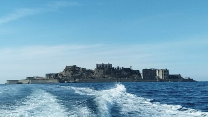 【長崎県】軍艦島は40ｃｍ超えのグレが簡単に釣れる！おすすめポイントと渡船情報はこちら